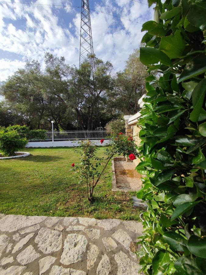 Villa Areti レフキンミ エクステリア 写真
